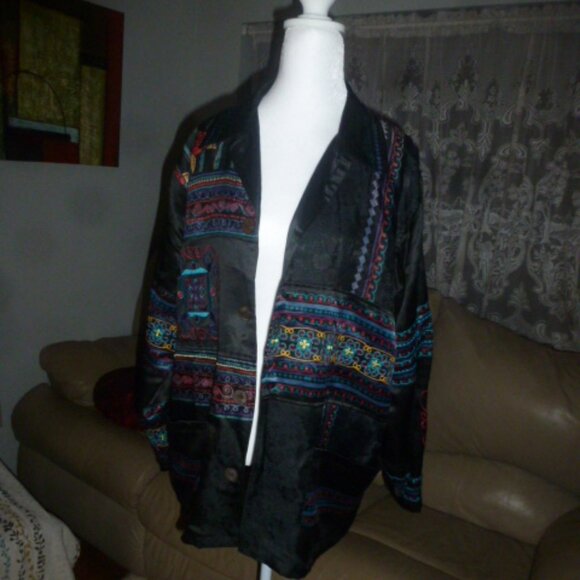 Chico’s Design Embroidered Silk Jacket – Women’s Size 1 (US) - Picture 4 of 14